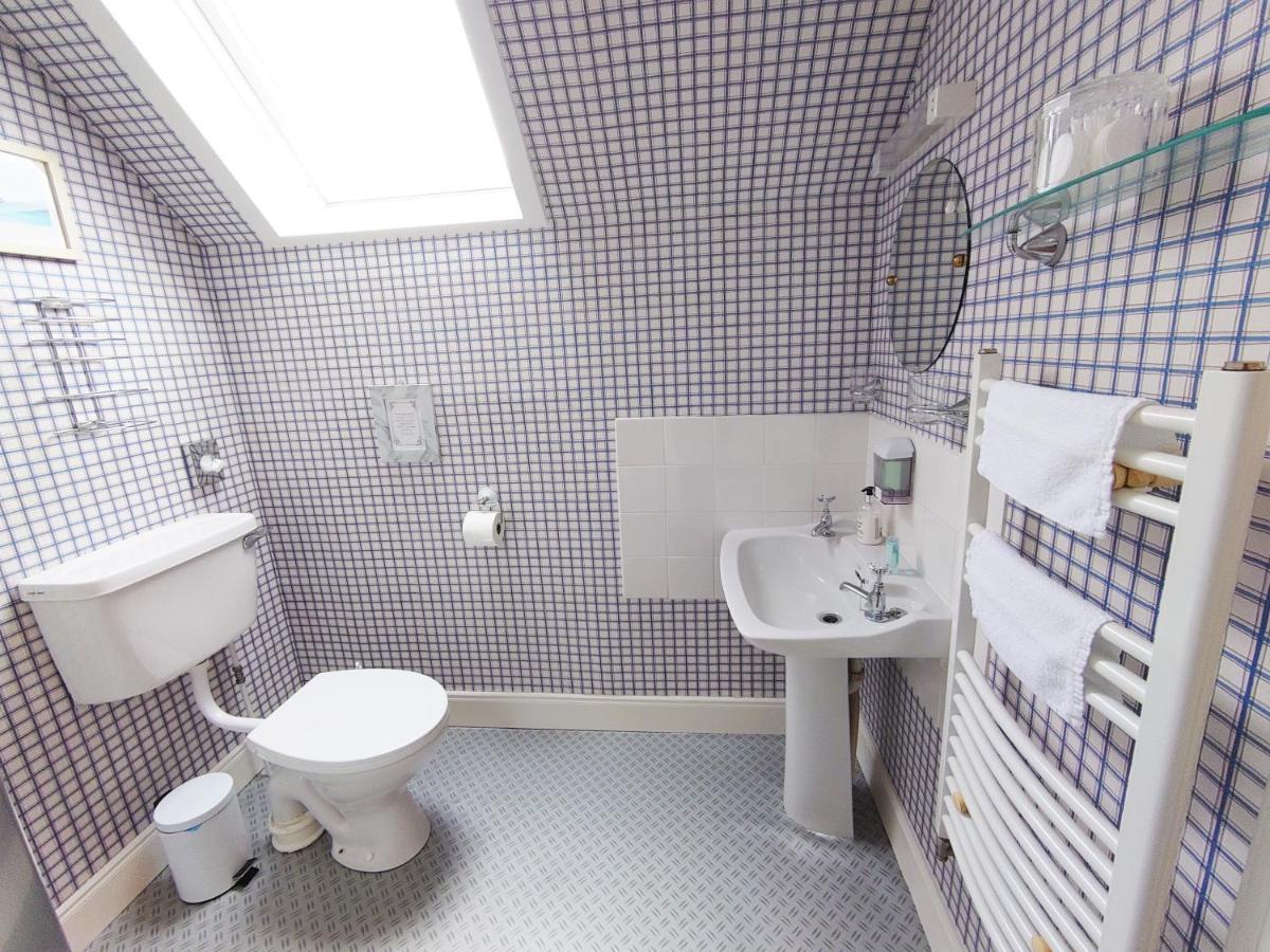 Granite Villa Guest House Голспи Екстериор снимка